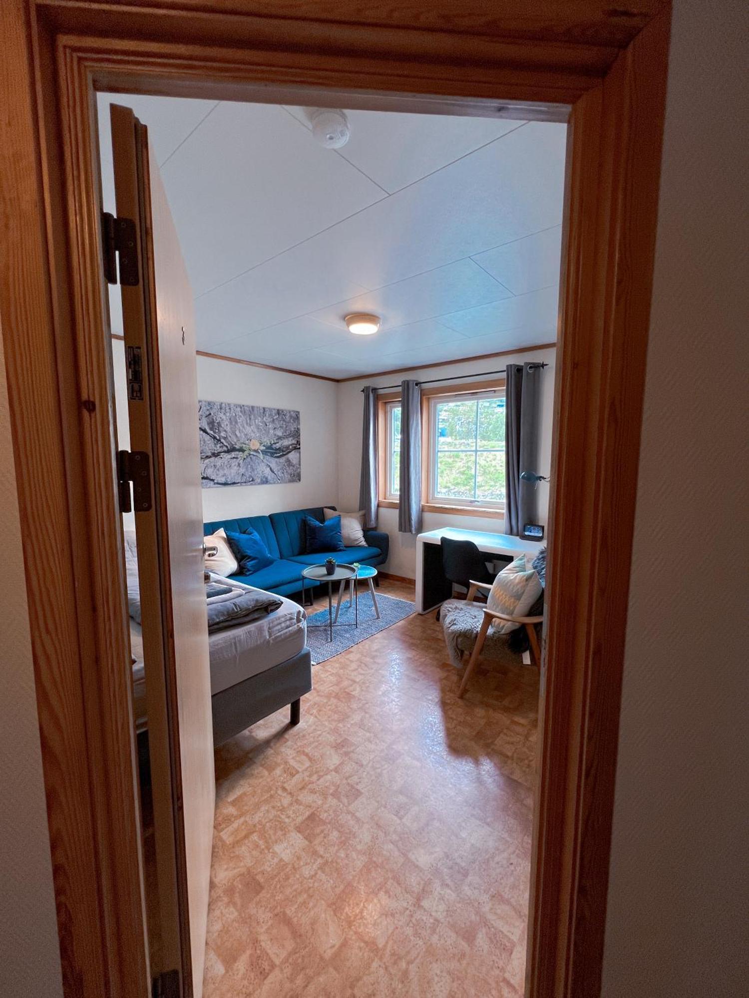 Privat Rom I Leilighet Hotel Сондал Екстериор снимка